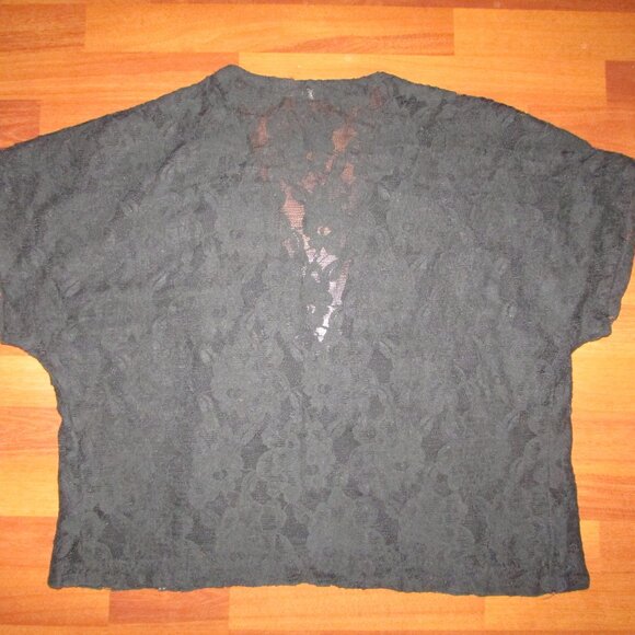 Love 21 Black Lace Lined Bolero Jacket - Picture 7 of 8